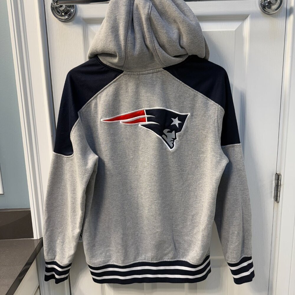 New England Patriots Throwback Lined Full Zip Hoodie Sweatshirt NFL Size Medium - Picture 4 of 8